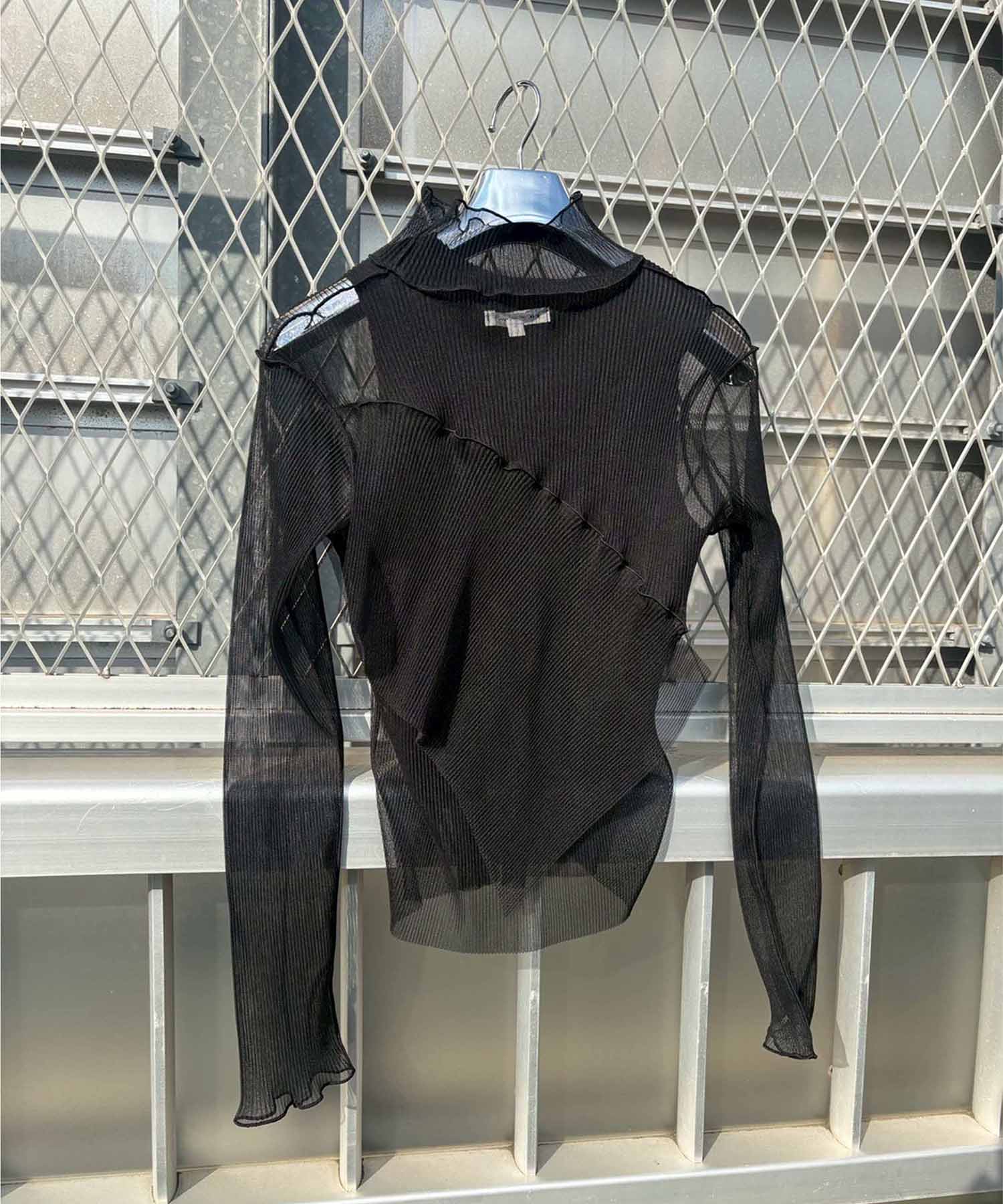 GHOST TODO TOP *LONGSLEEVE HIGHNECK +INNER