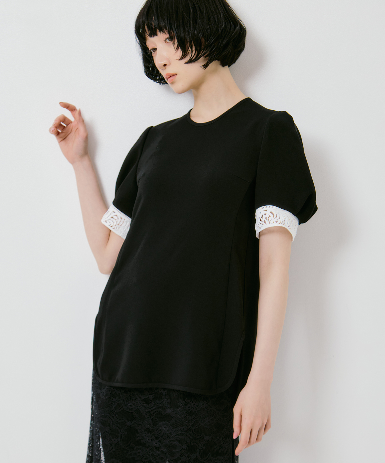 Triacetate Polyester Embroidered Short Sleeve Top