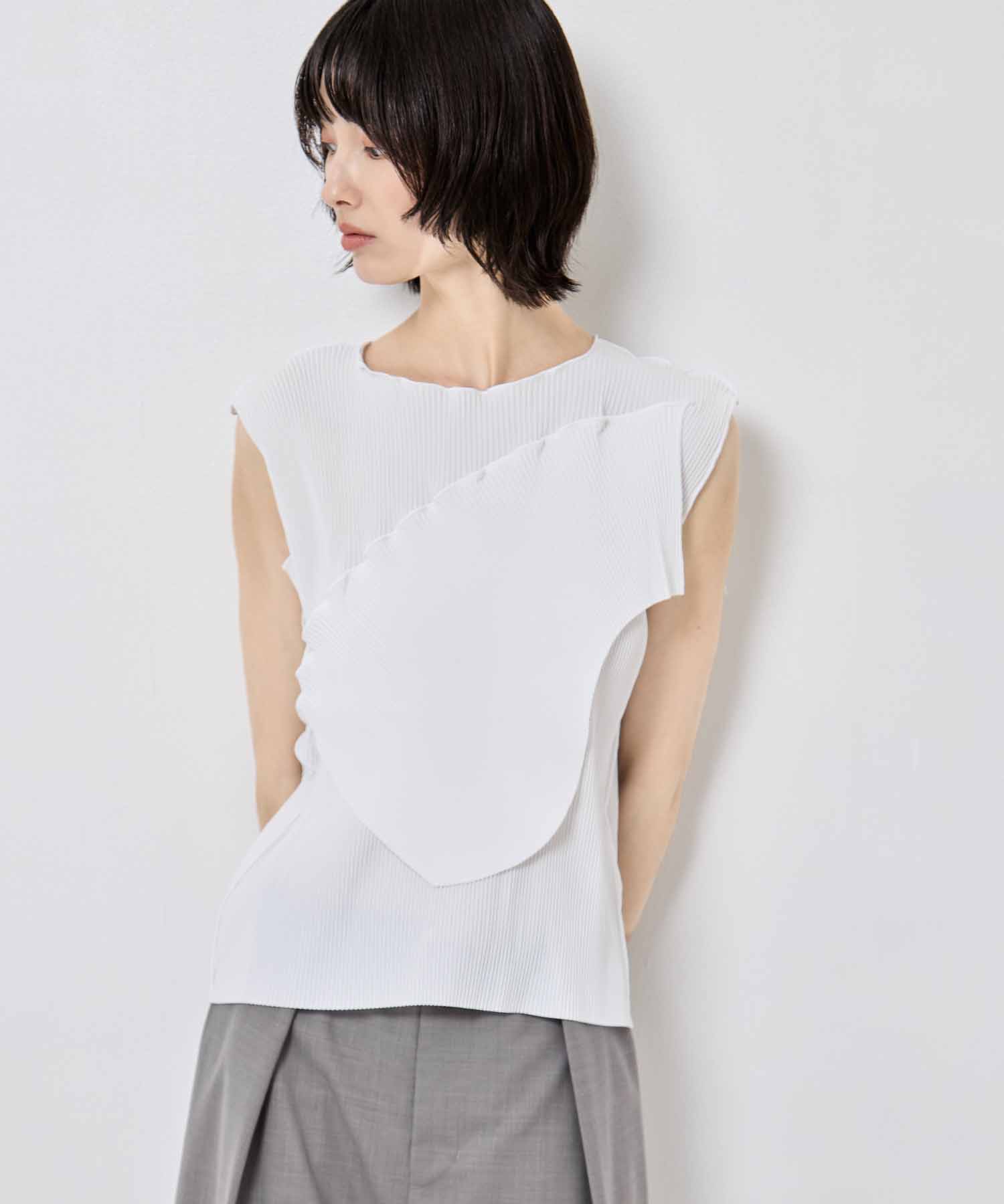 TODO WAVE TOP *SLEEVELESS