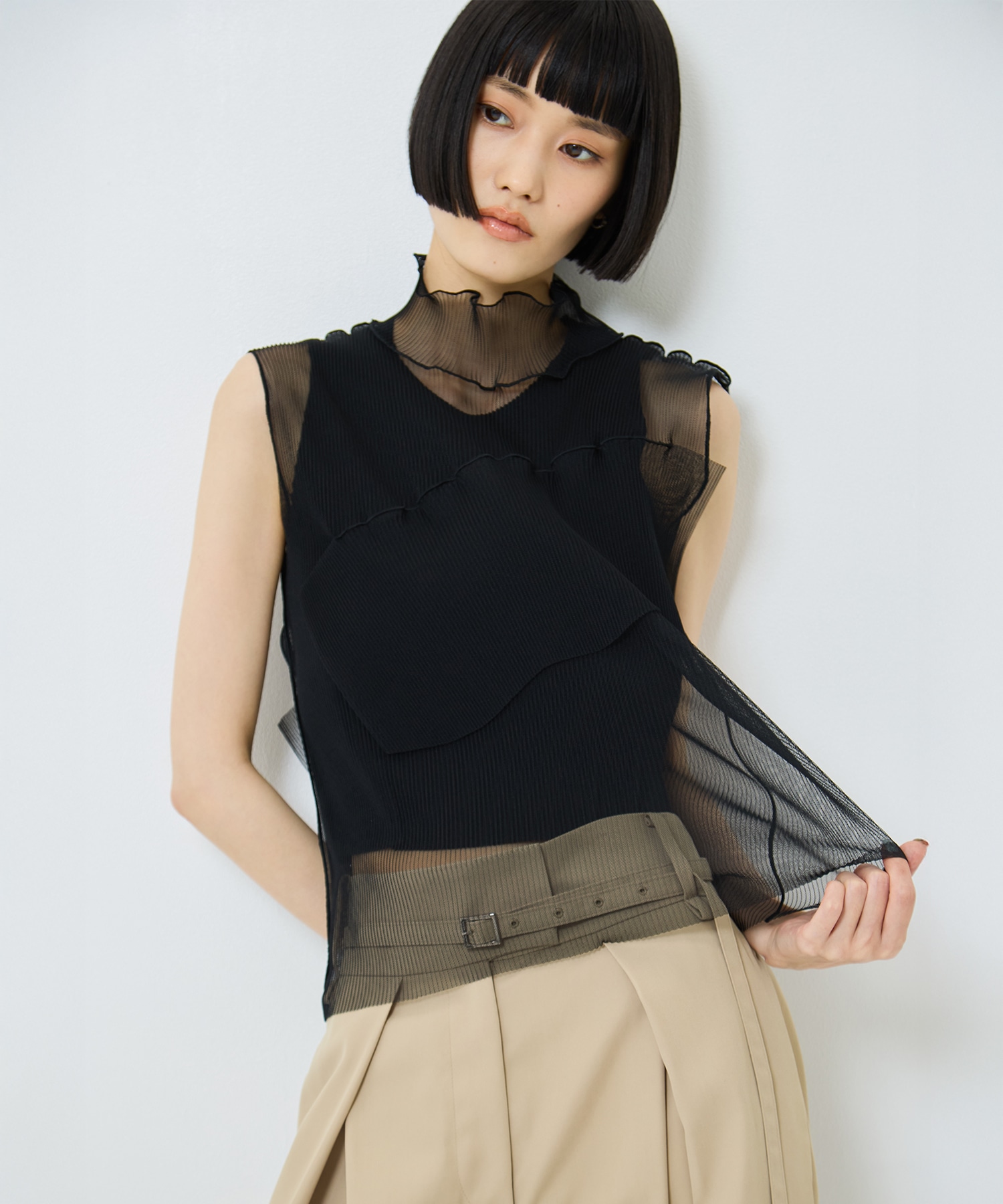 GHOST TODO TOP *SLEEVELESS HIGHNECK +INNER