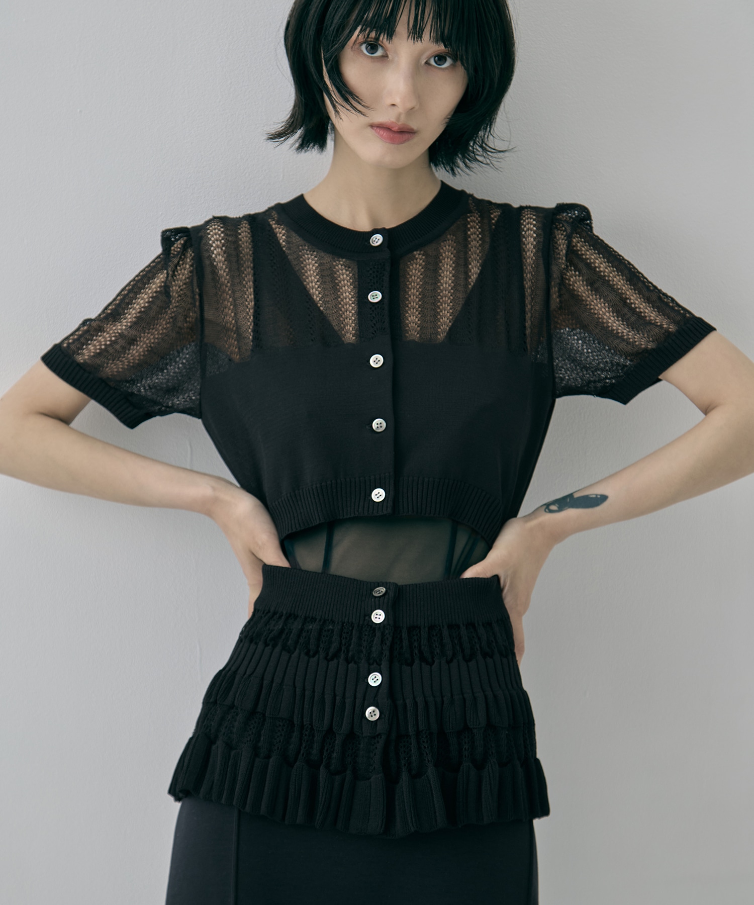 CONVERTIBLE SHEER STRIPE KNIT CARDIGAN