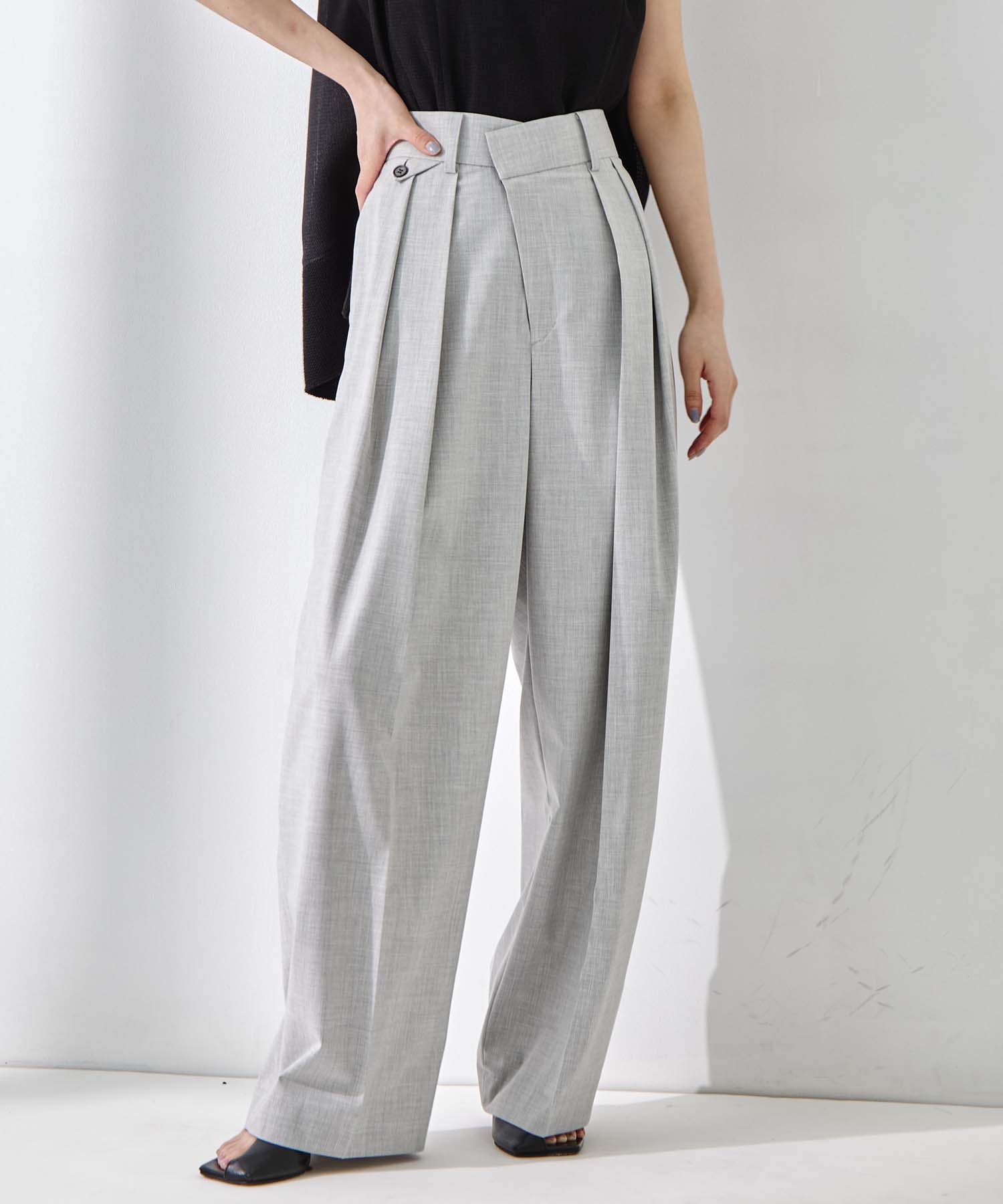 Double Tucked Stretch Trousers
