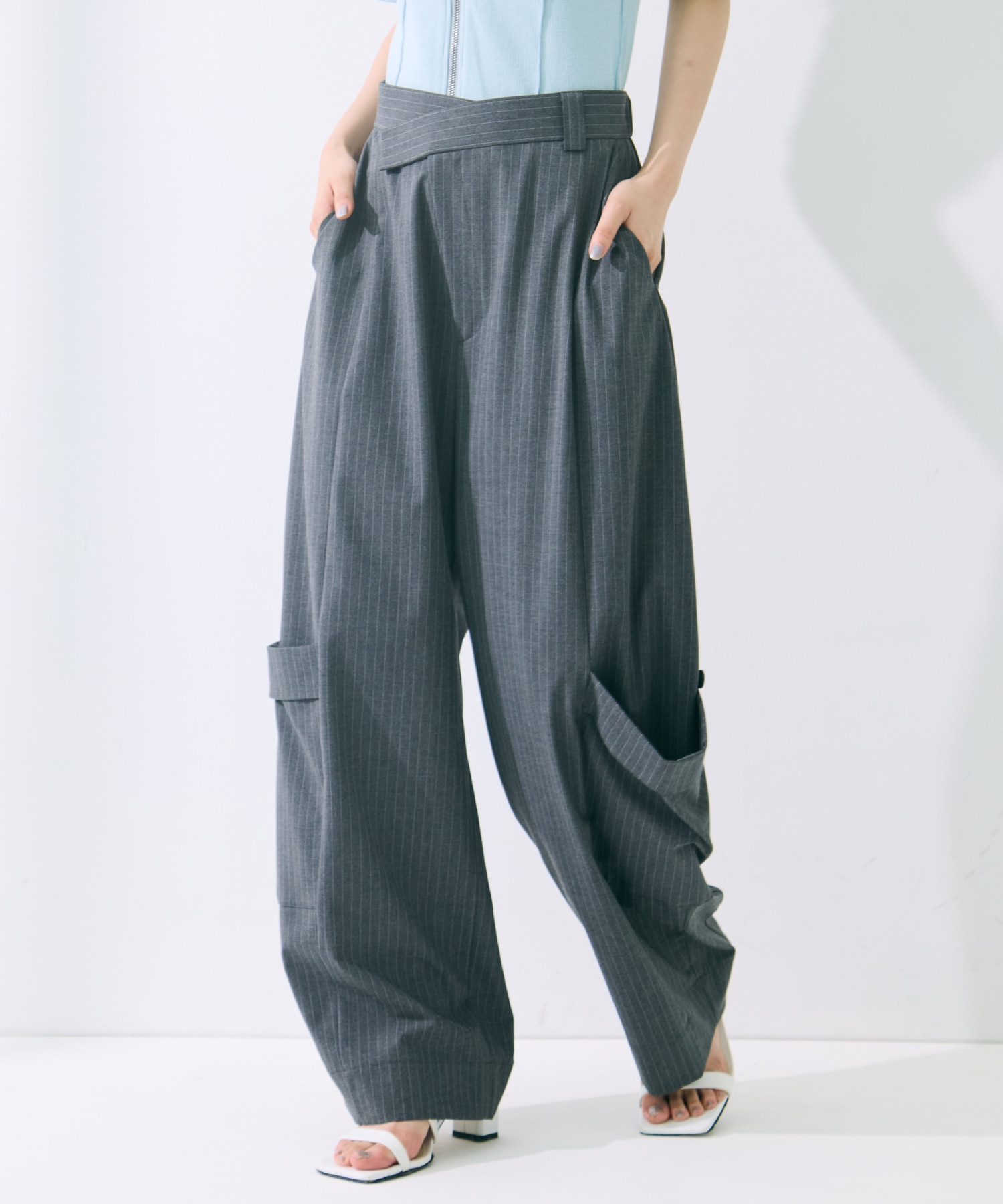 Soft Barrel Leg Flap Cargo Trousers