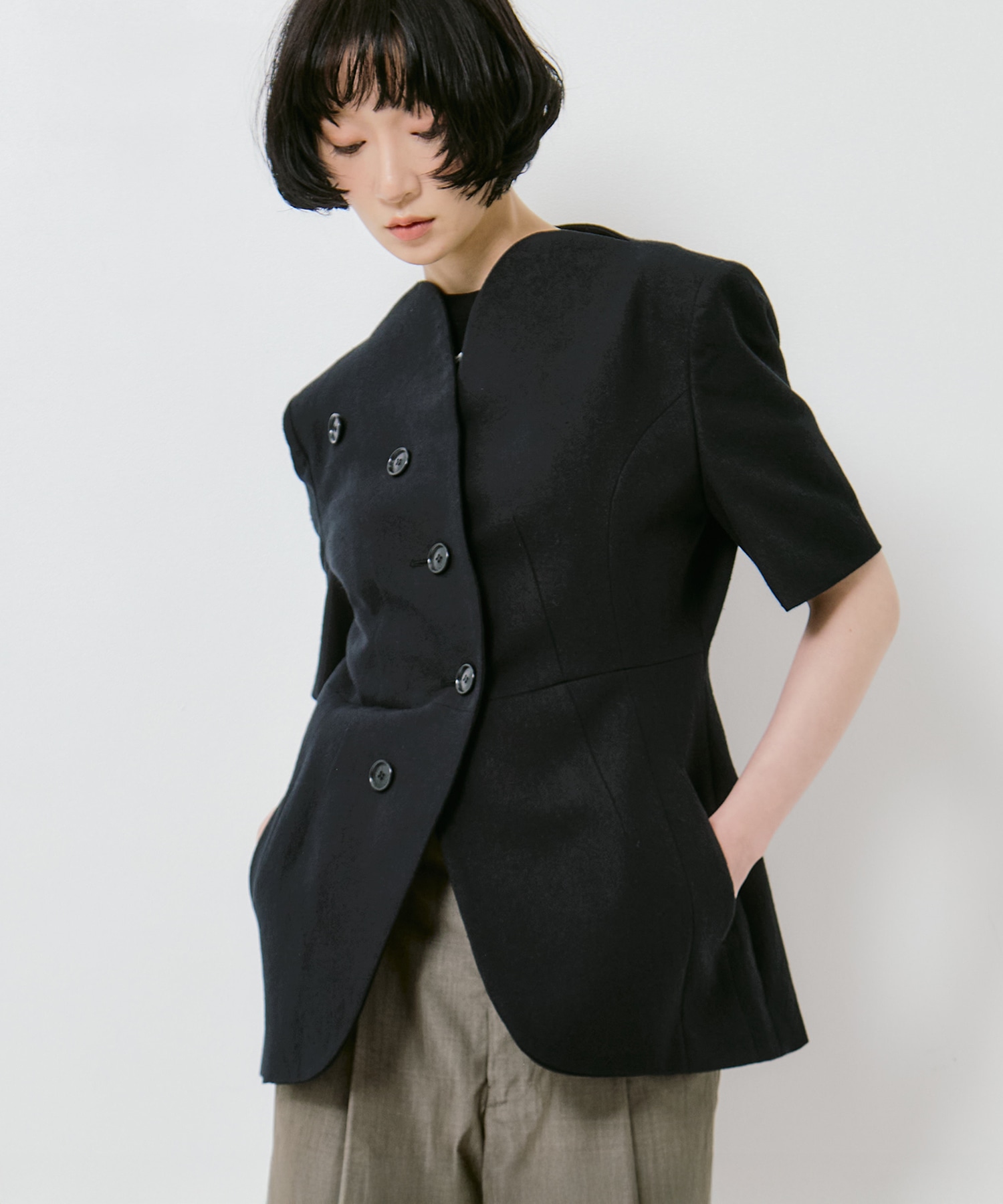 Sesilia half sleeve jacket