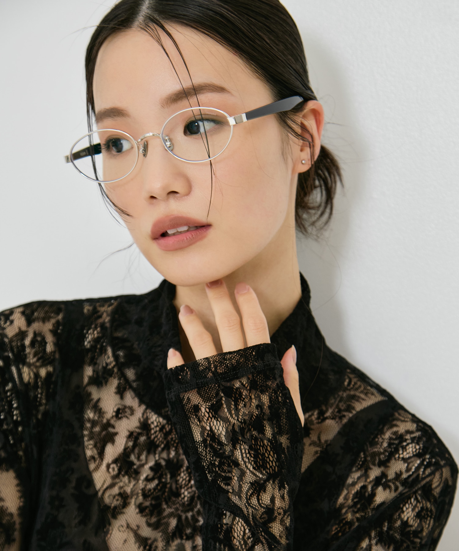 × BLANC METAL OVAL GLASSES