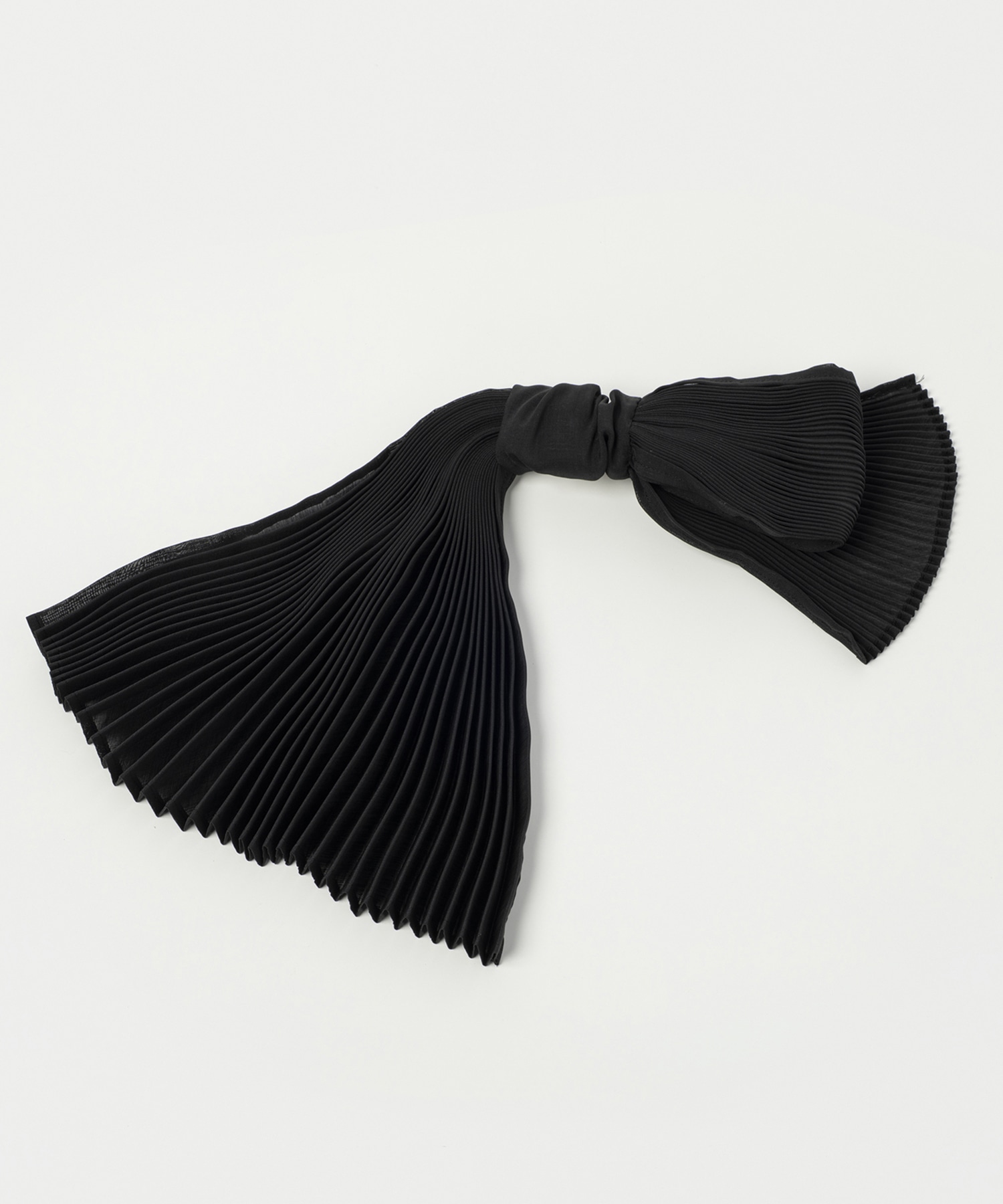 SHEER PLEATED BARRETTE