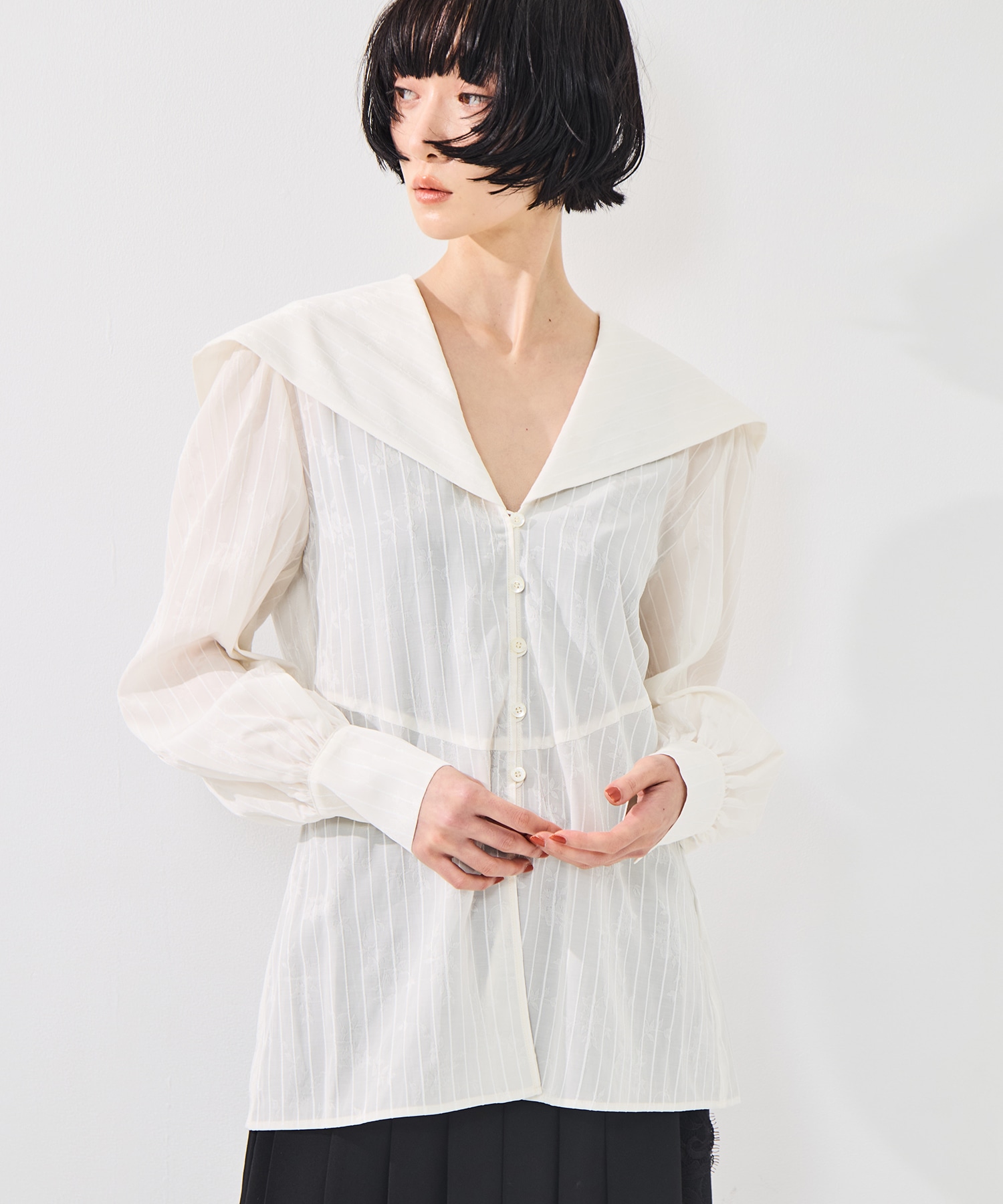 ROSE JACQUARD SAILOR COLLAR BLOUSE