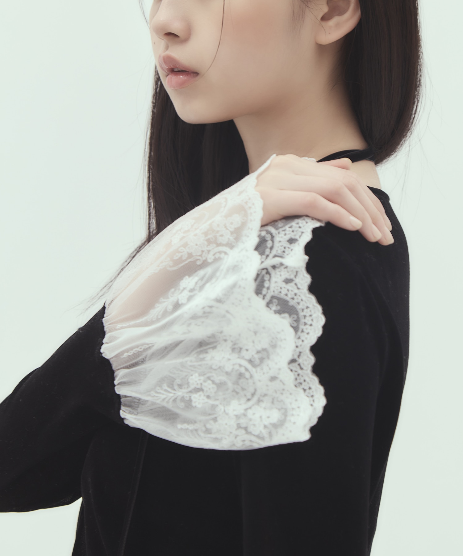 別注 flocky tulle pullover