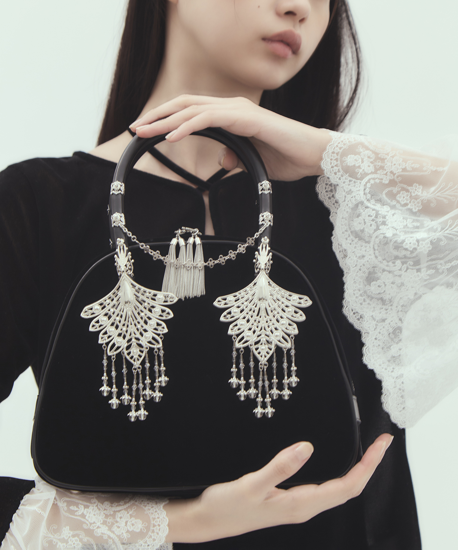 wing bijou hand bag