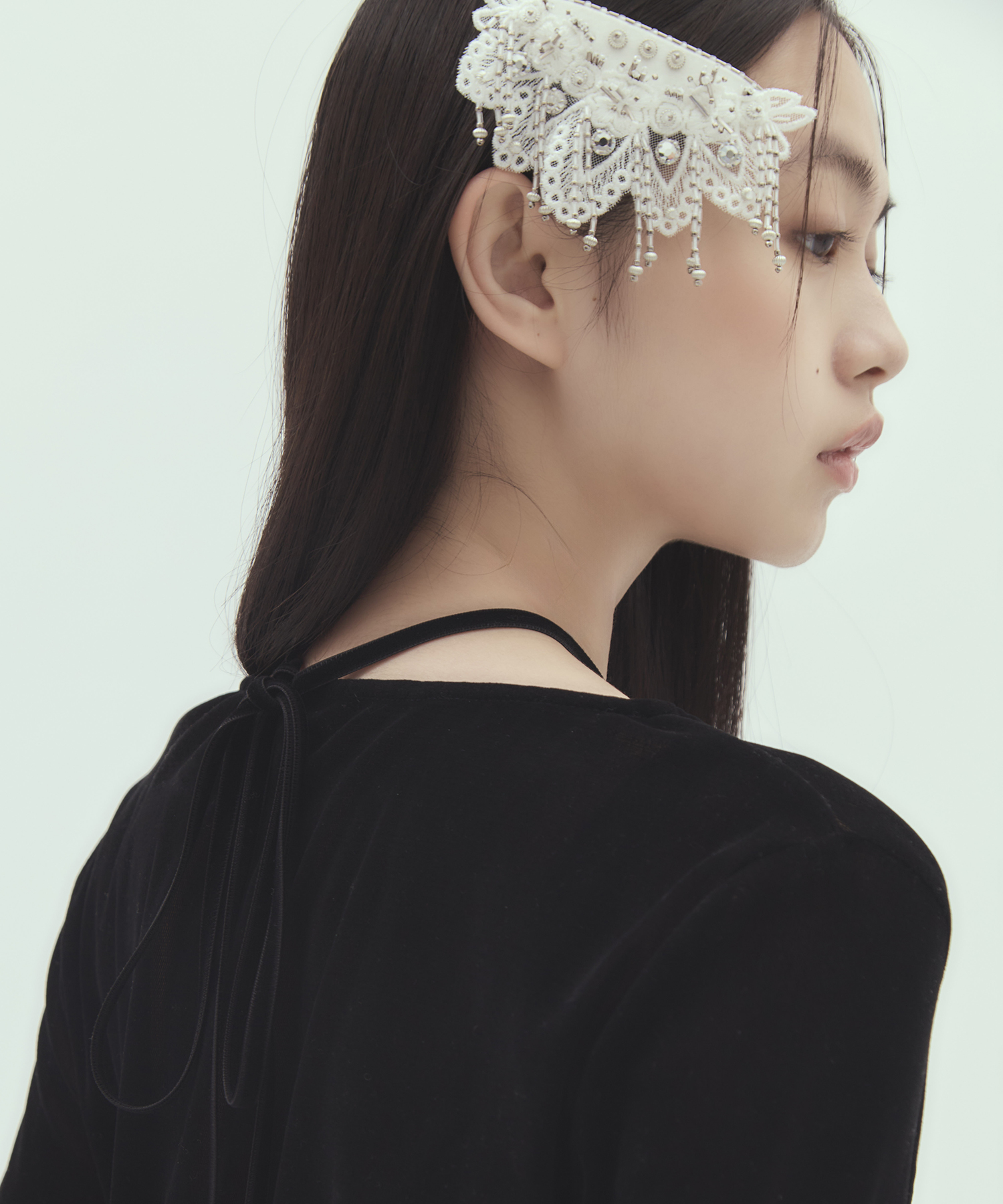 Snow bijou barrette right