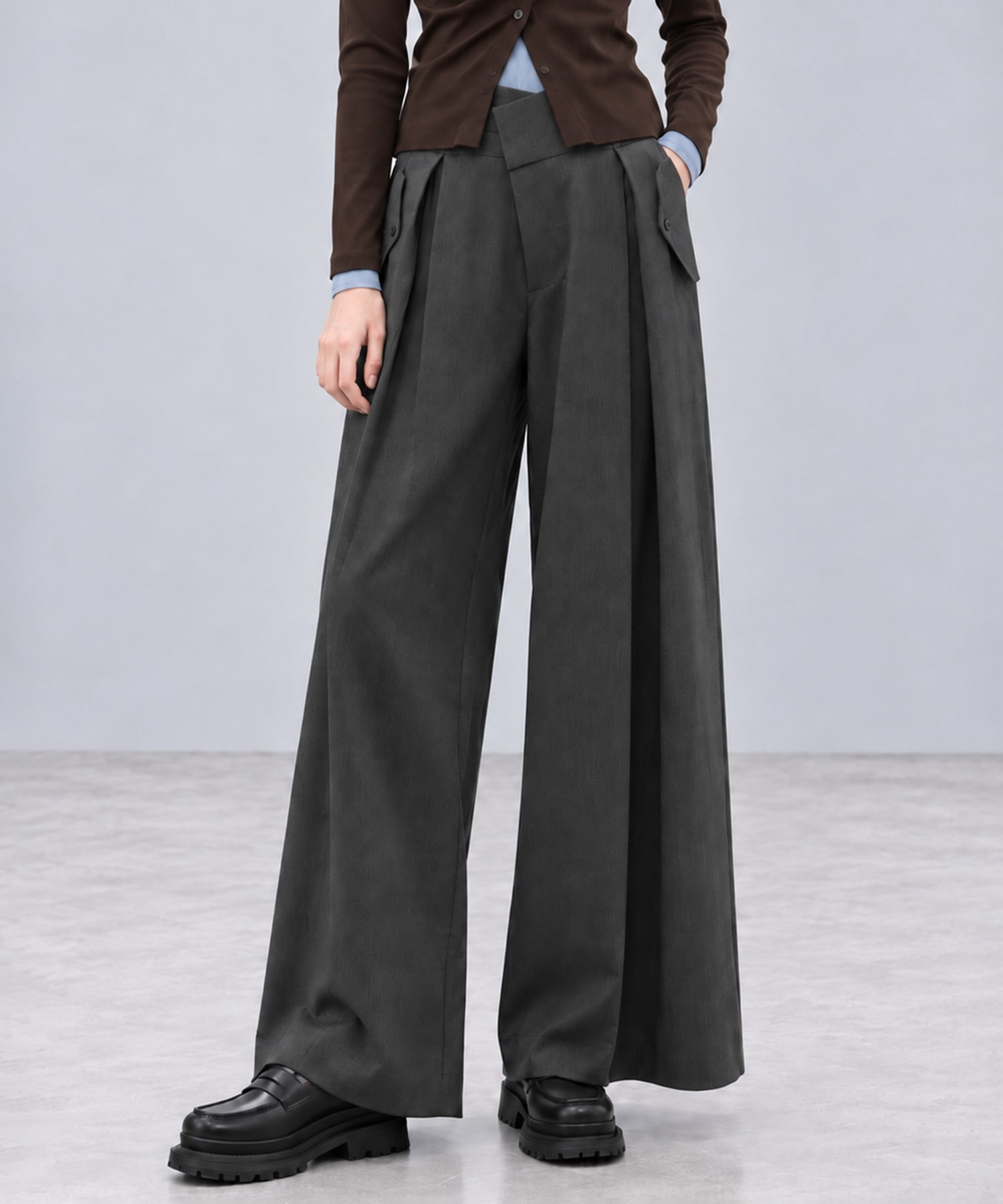 Flap Cargo Wide Pants